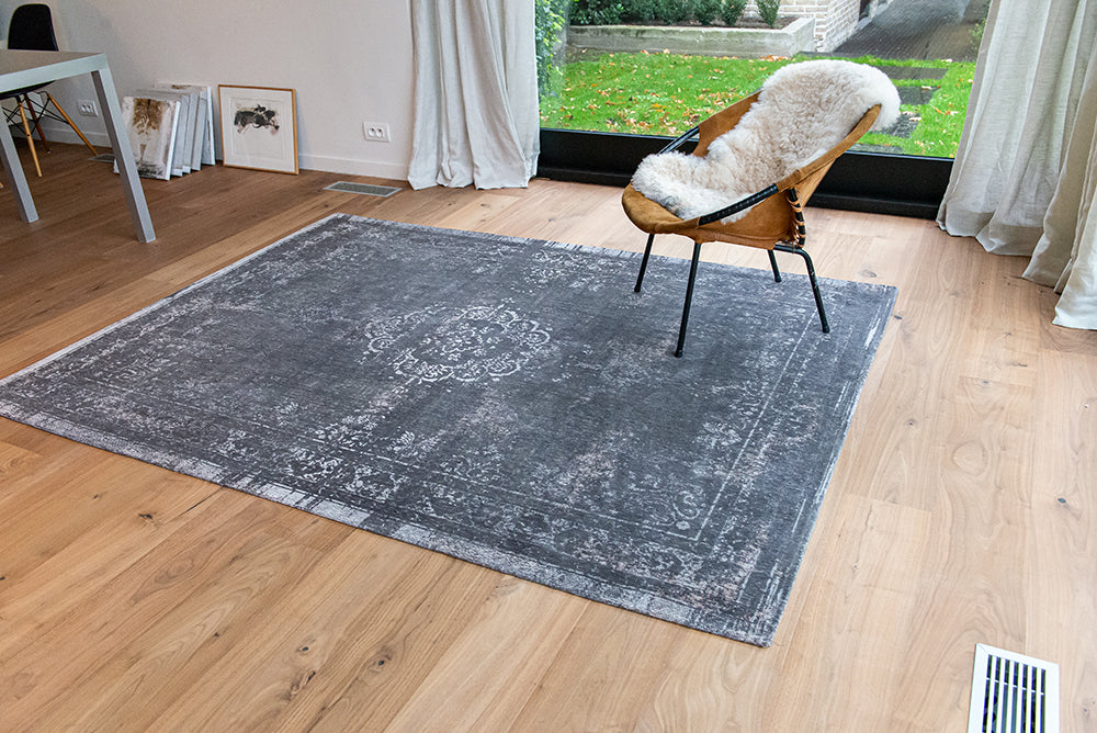 Louis De Poortere Fading World Medallion Rug - 9148 Stone