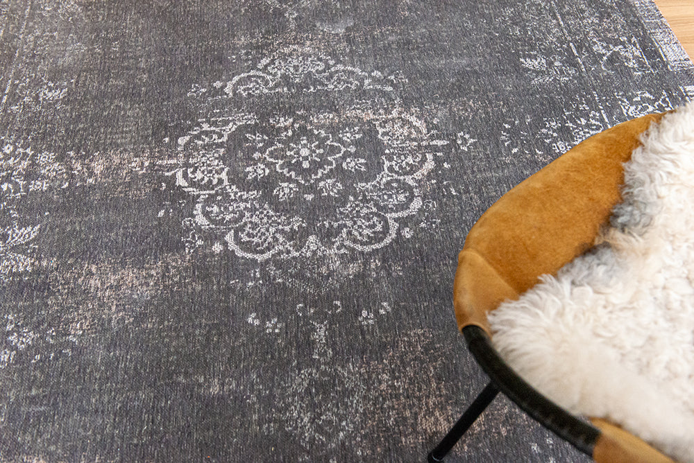Louis De Poortere Fading World Medallion Rug - 9148 Stone