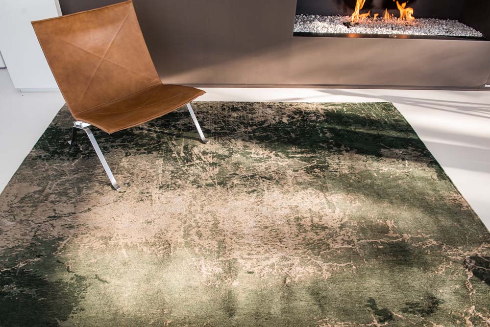 Louis De Poortere Cracks Rug - Dark Pine