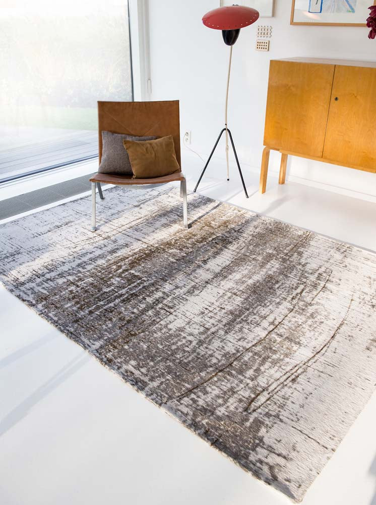 Louis De Poortere Griff Rug - Concrete Jungle