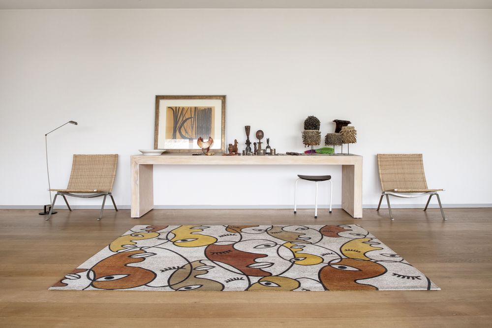 Louis De Poortere Gallery Rug - 9222 Faces