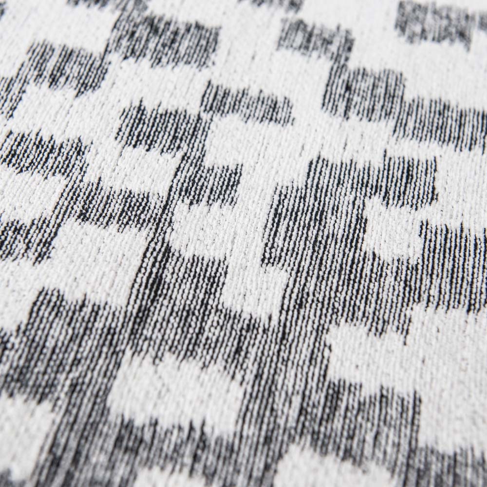 Villa Nova Freyr Rug - Carbon