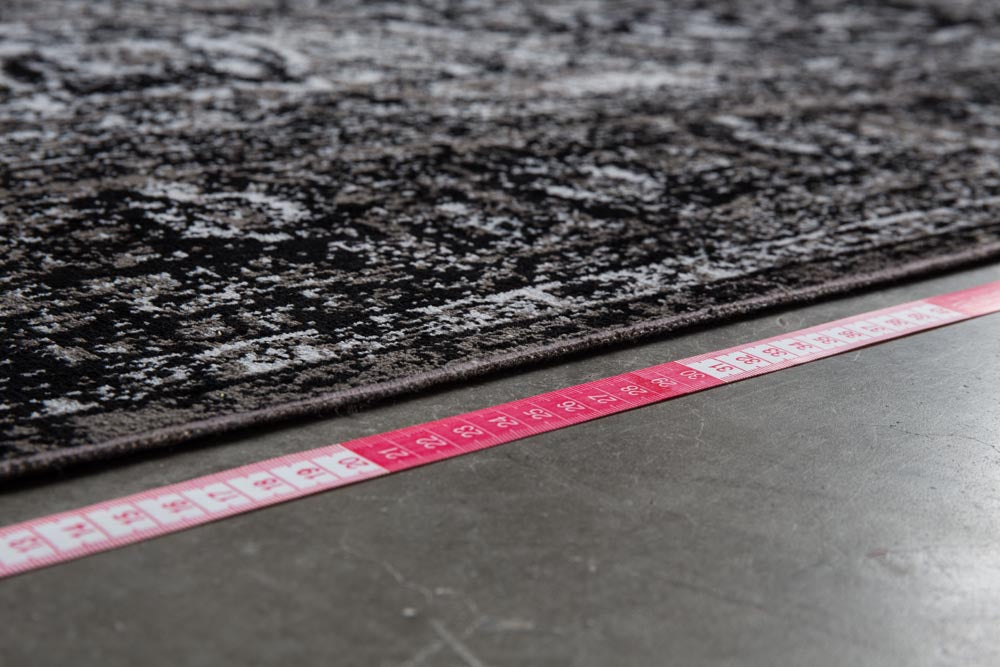 Naken Interiors Chi Rug - Black